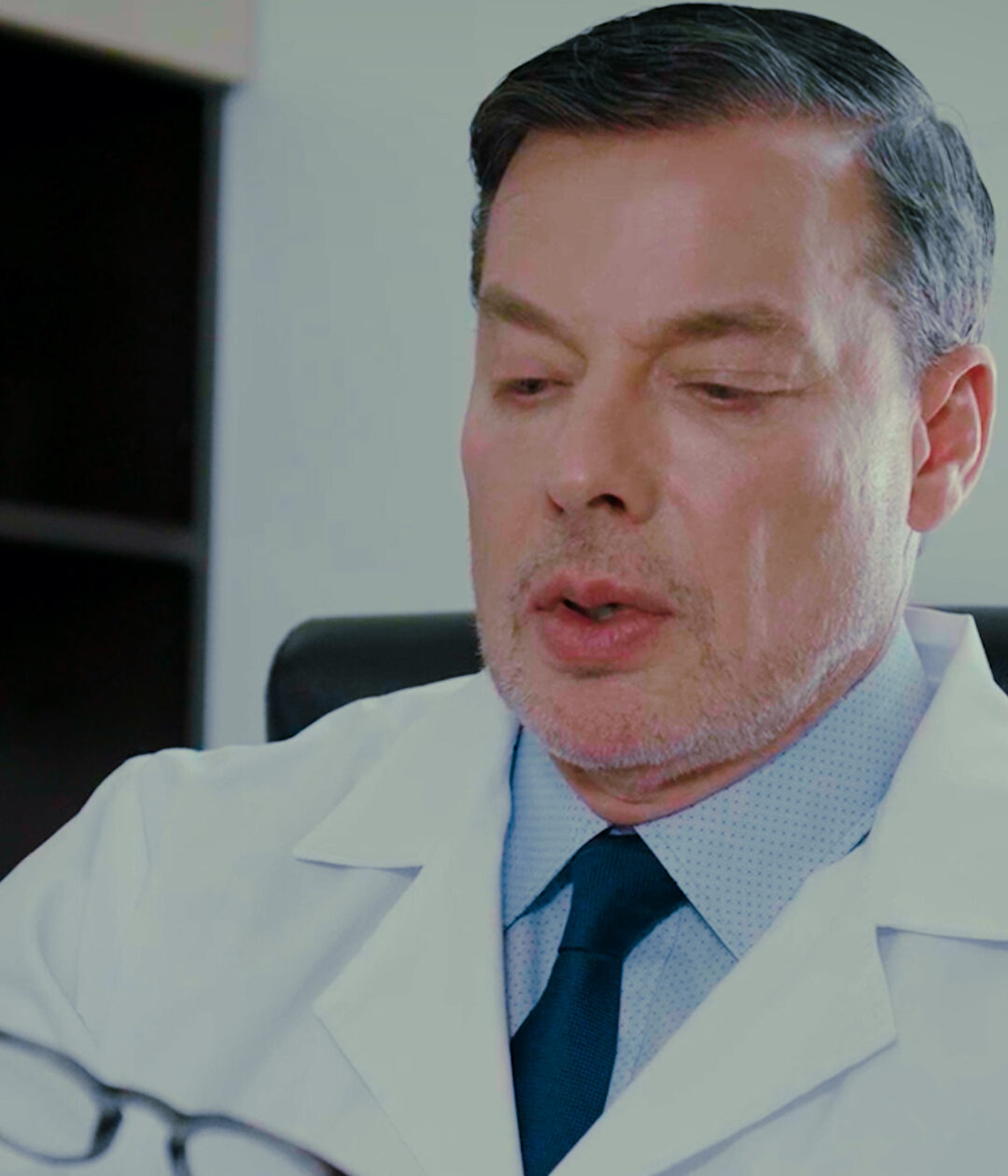 Dr. Mauricio Magurno